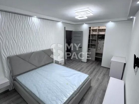 Продаж 1 к.квартири вул. Вишгородська, 46-А Киев