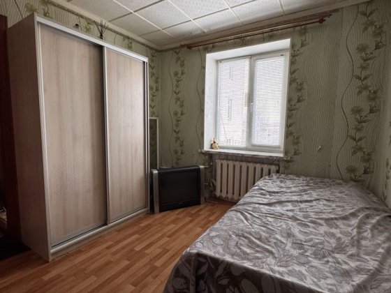 Продаж одкімнатної квартири по вул. Вернигора, жилий стан, меблі Черкассы