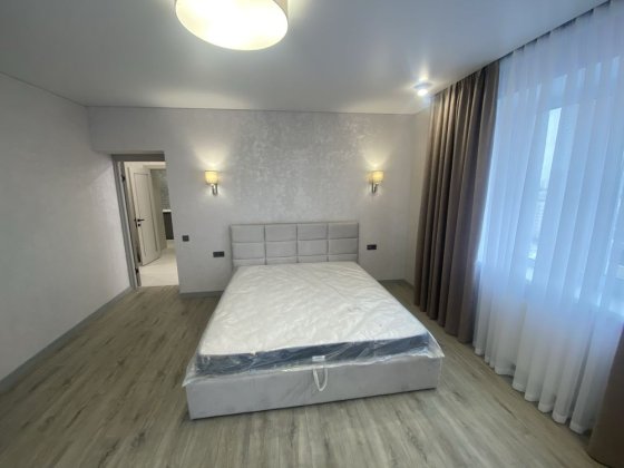 Продам 1кім.кв. на Митниці з видом на Дніпро Черкассы