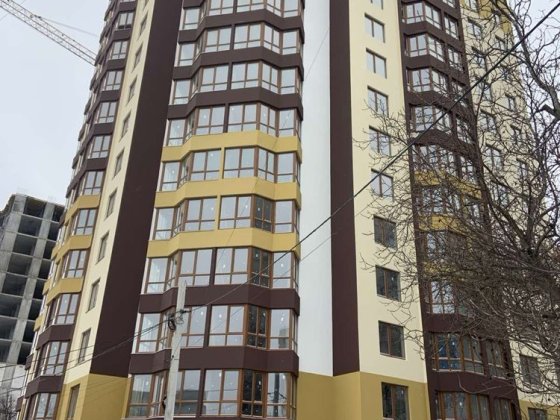 1-кімнатна квартира  56м2, центр, Смілянська 48 Черкассы