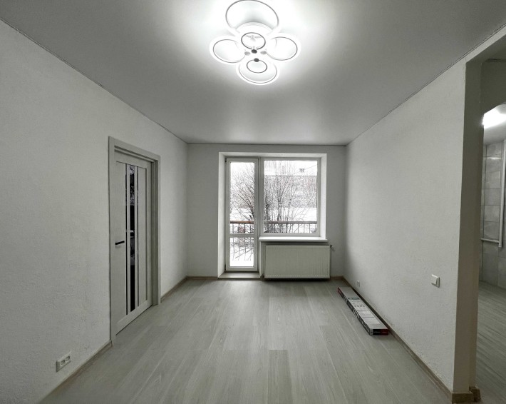 Продаж 2 к. квартира  АГВ Ремонт Ближнє Замостя Держ. програми - фото 1