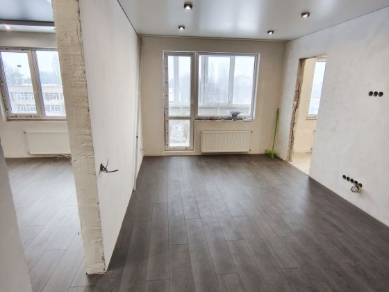 Простора 2 кімнатна квартира з ремонтом район Д Черкассы