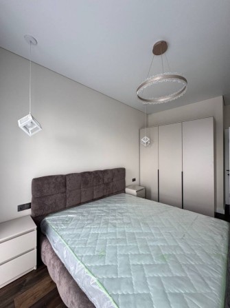 Гарна та простора 2-х кімнатна. - фото 1