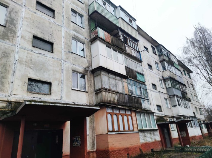 2 кім. квартира біля Школи №15 по вул.Козацька (С1) - фото 1