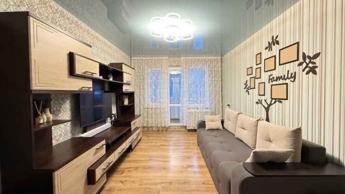 Продаж 2к. квартири вул. Київська - фото 1