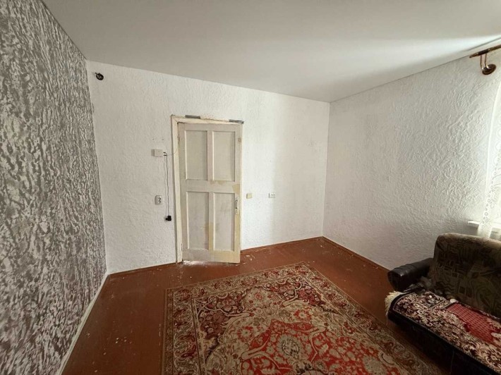 Продам 2 к.квартиру 46 м2,  ж/м Приднепровск - фото 1