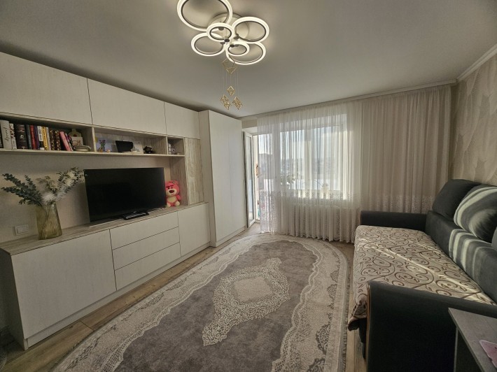 Продам 1к квартиру, вул.Соняшникова - фото 1