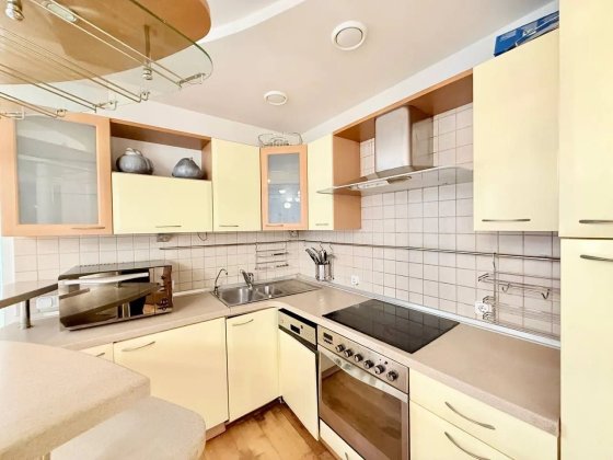 Продам квартиру парк Шевченка