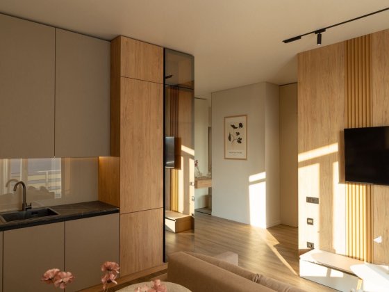 Продається вишукана 2 кім квартира в центрі у будинку клубного типу. Ужгород