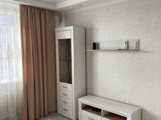 Продам однокімнатну квартиру в новому будинку. м-н Академічний Винница