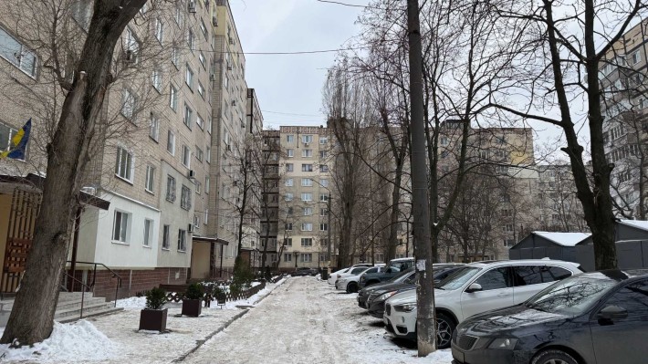 Продам 2 к квартиру чешку- ЖМ Перемога( Победа) 6 - фото 1