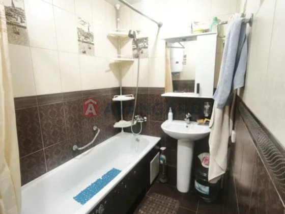 Продам 3-к квартиру Приднепровск ул.Немировича-Данченка/Левый берег Днепр