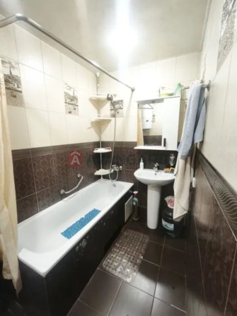 Продам 3-к квартиру Приднепровск ул.Немировича-Данченка/Левый берег - фото 1