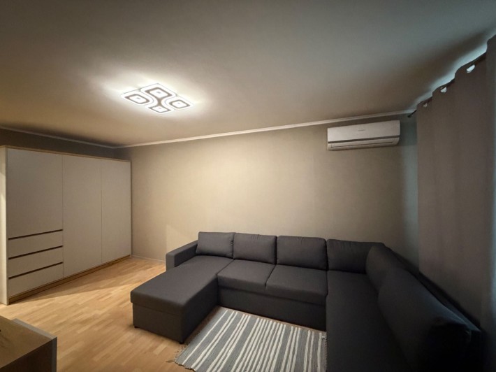 Продам 1к квартиру пр. Богдана Хмельницкого 8Е - фото 1