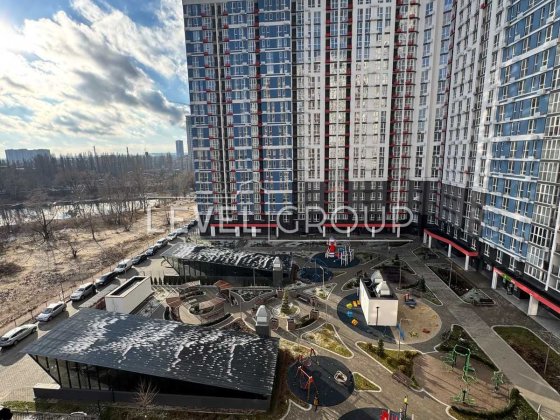 Продаж 2к квартири ЖК Причал 8, вул. Канальна, Дарницький р-н Киев