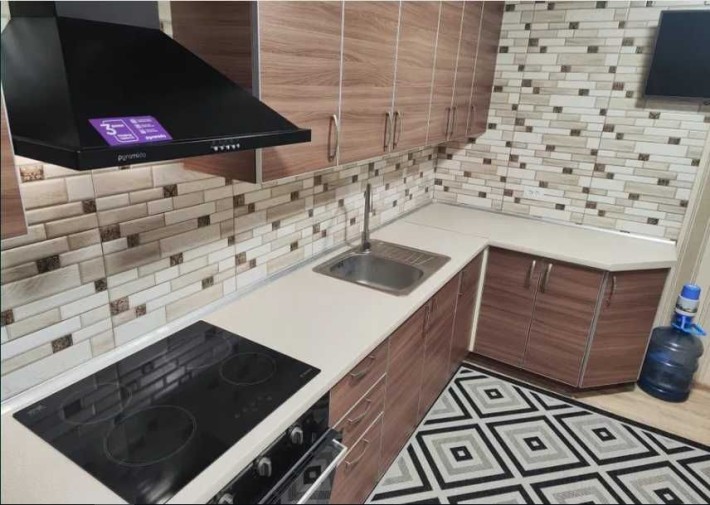 Продаж 2 кімнатної квартири в цегляному будинку - фото 1