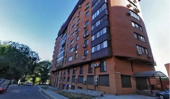 Продам 3-комн квартиру в районе Бригадная ул. - фото 1