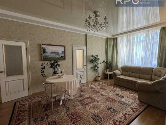 Продам 3к квартиру в Голосіївському районі Ліко-Град Киев