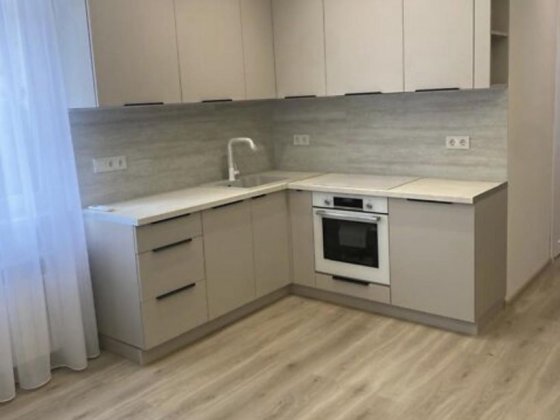 Продаж квартири , новобудова , центр Ужгород