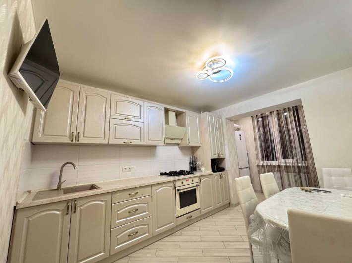 Продаж 2к квартири з ремонтом в ЖК Сімейний Комфорт - фото 1