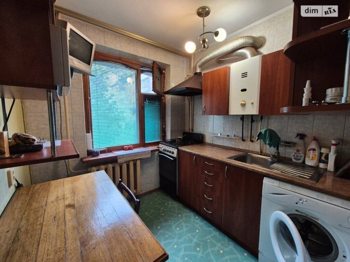 Продаю 3-к квартиру на Вишенці - фото 1