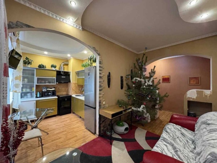 Продам 3к. квартиру по вул. Сергія Нігояна пр. 42 - фото 1