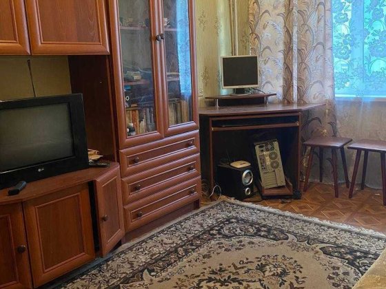 Продам 3-кімнатну квартиру, Донецьке шосе ж/м Ломівський Лівий берег Днепр