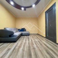 Продаж чудової 2к квартири по вул. Чарівна (8 лікарня) Кривой Рог
