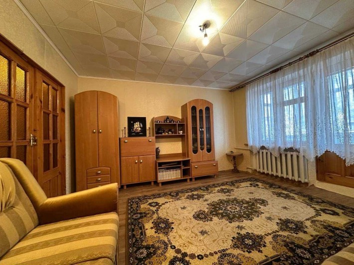 продаж трьохкомнатная 3к квартира р-н. Медичного Університету - фото 1