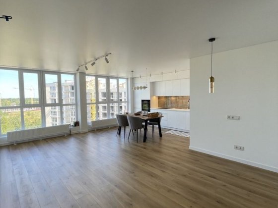 81м2. 2х кімнатна. Масани Чернигов