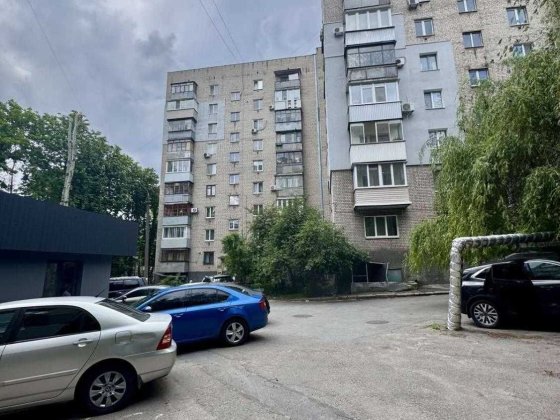 Продам 2-кімн. квартиру, Соборний район, м-н Нагірний, Героїв Крут AK Дніпро