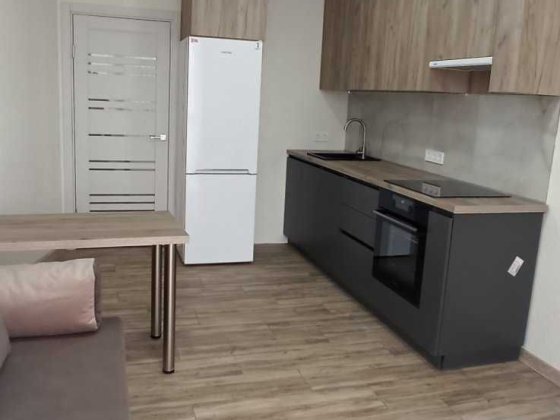 Продам квартиру ЖК Затишний (Перемога-3 )Новобудова, ремонт 4 поверх