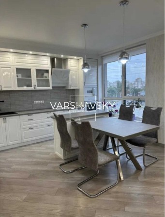 Продаж 3х кімнатної квартири на варшавському мікрорайоні 82м2 - фото 1