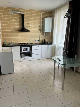 Продаж 1 кімн. квартири по вул. Жабинського. (район Круга, Вокзалу). - фото 1