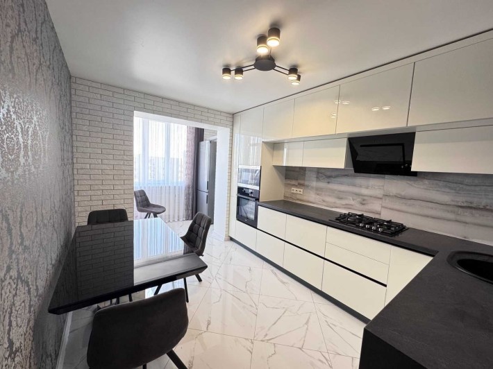 Продаж 2к квартири з ремонтом в ЖК Сімейний комфорт - фото 1