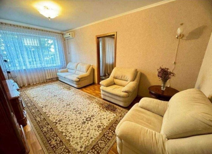 Продам 3 комнатную квартиру ЖМ Победа-3 с капремонтом 4/9 эт - фото 1