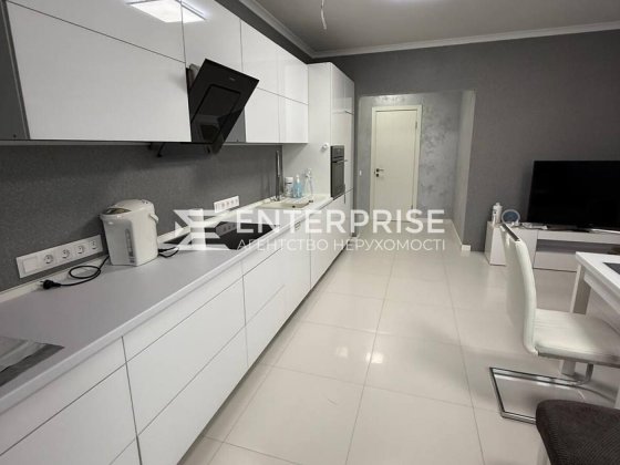 Продаж 2к квартири просп. Валерія Лобановського Солом'янка Киев