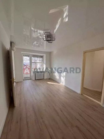 Срочно 2к.кв.Кирпич.2 этаж.Газ.колонка 36000$ - фото 1