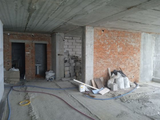 Продам новострой 2к. в Центре. Черкассы