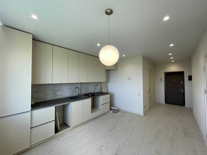 Чудова квартира від власника в зданій секції, площею 50,2 м.кв. - фото 1