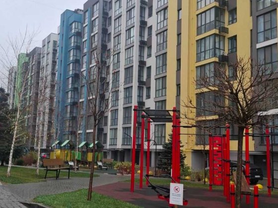 Продам 1к.квартиру 44м2  ЖК Щасливий под отделку Дніпро