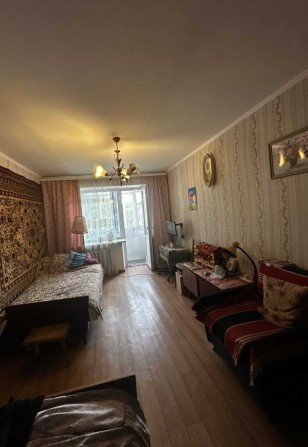 Продам 1к. квартиру по вул. Романа Шухевича 8/12 - фото 1