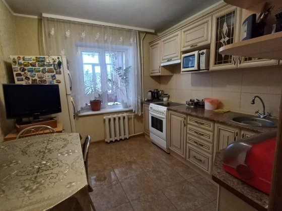 Продам 3-кімнатну квартиру на Мазепи/ Гагаріна