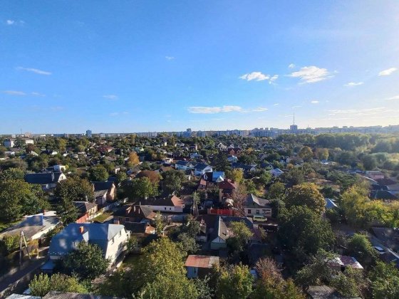 Продам 2 рівневу квартиру в новобудові з  газовим автономним опаленням Чернигов