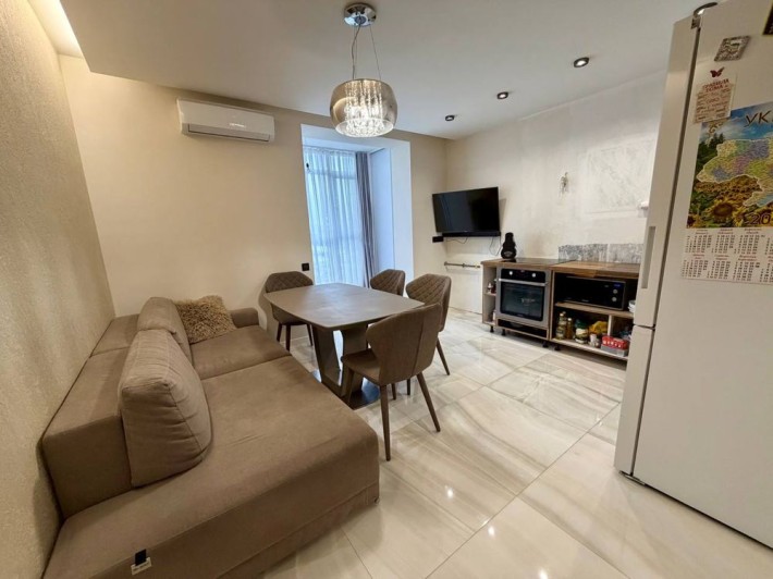 Продам 2к жк Щасливий дві окремі кімнати - фото 1