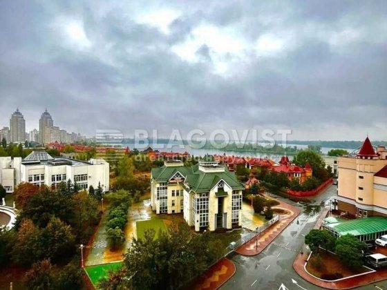 Продаж 4 кімн Квартири біля Дніпра, Володимира Івасюка Просп ЖК Оазіс Киев