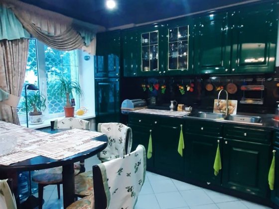 ЕКСКЛЮЗИВНА трикімнатна кв-ра 95м2 з кухнею-студією в р-ні Площі! Чернигов