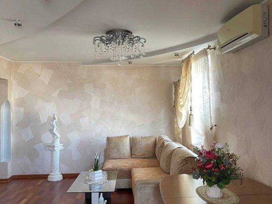 Продаж дворівневої квартири з ремонтом