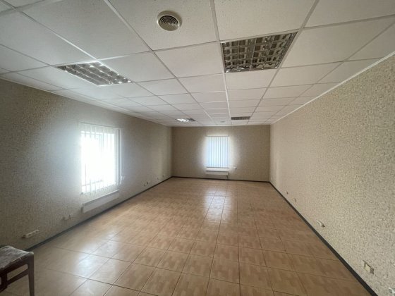 Продаж квартири 121 м2 можливо під офіс Чернигов