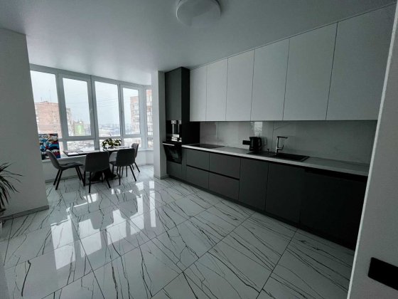 ЖК"Мистецьки ворота" 2х кімнатна квартира з новим ремонтом